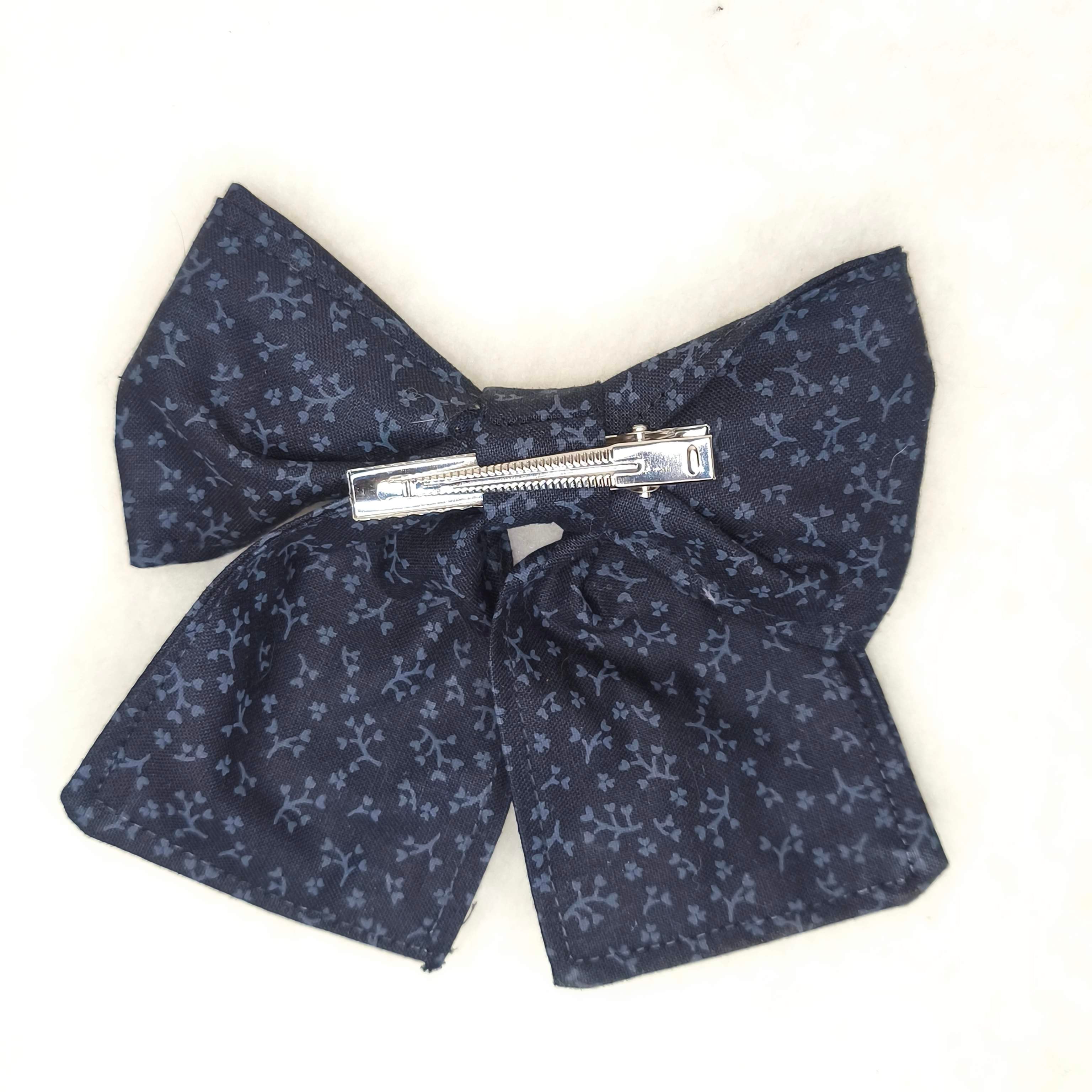 Nœud cheveux Dark Bow vue arrière