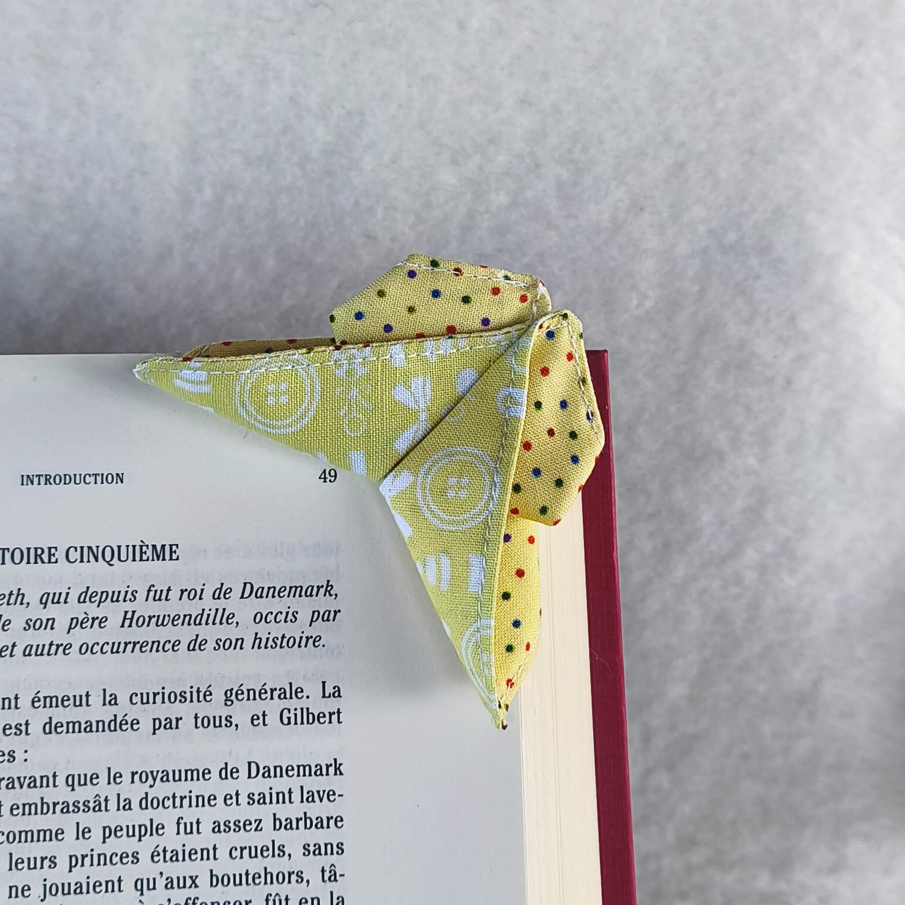 marque page origami bicolore jaune moutarde fleurs 2 avant