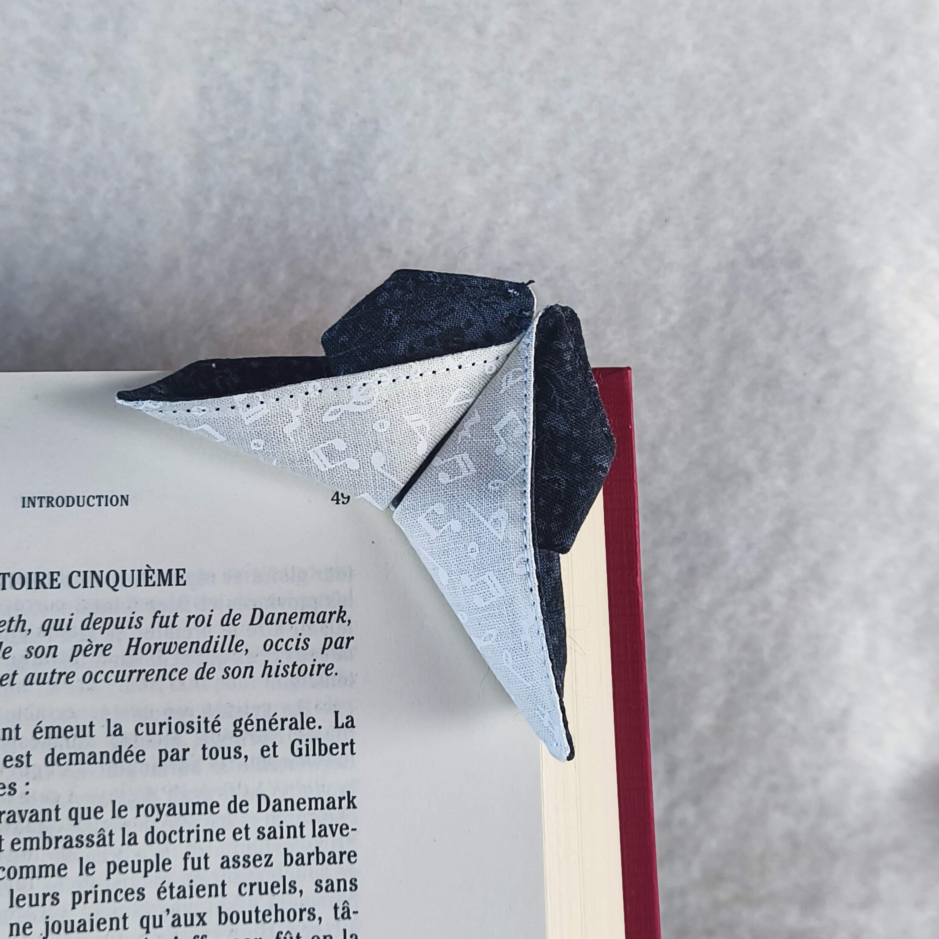 marque page origami bicolore noir motif geometrique 1 avant