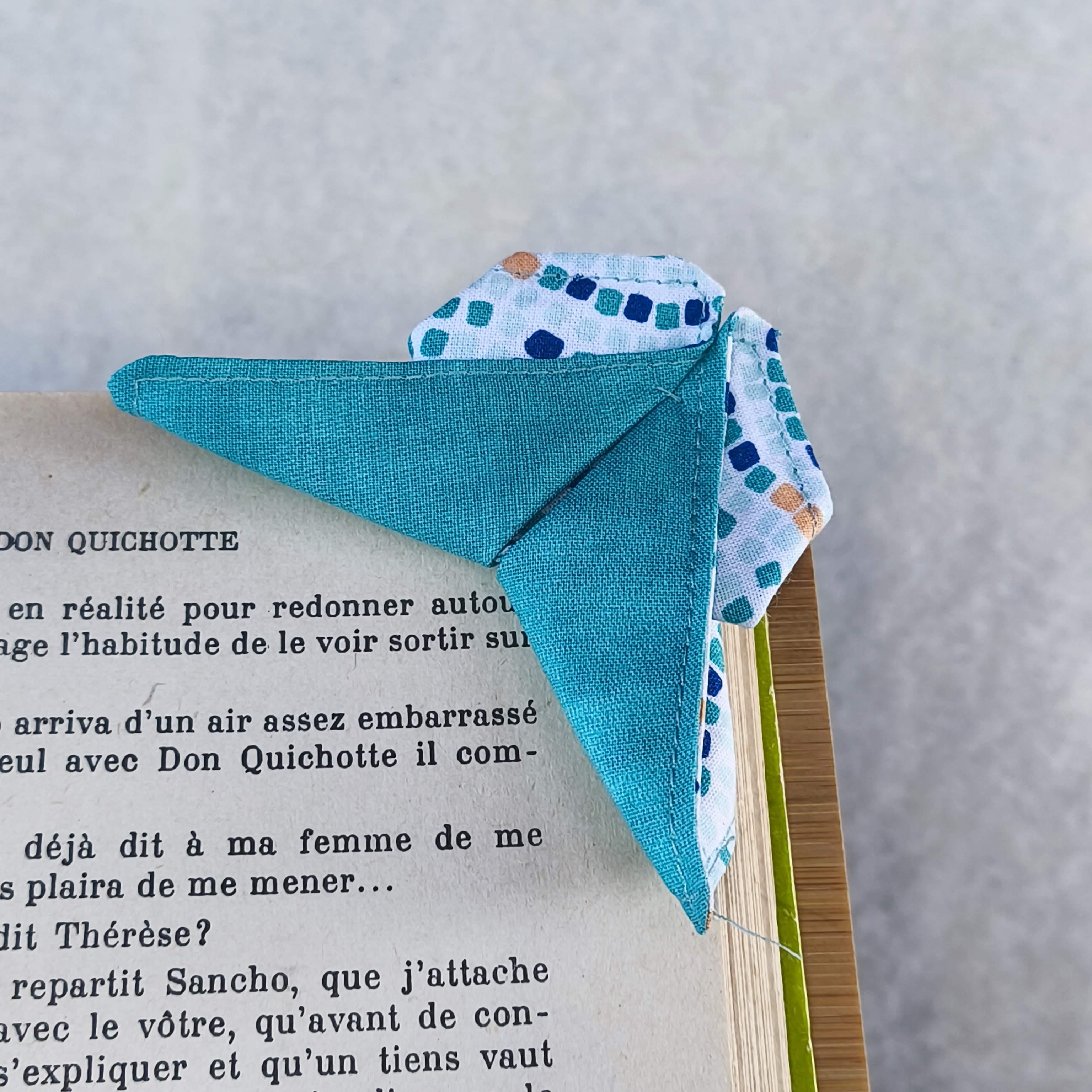 marque page origami mosaique turquoise 4 avant