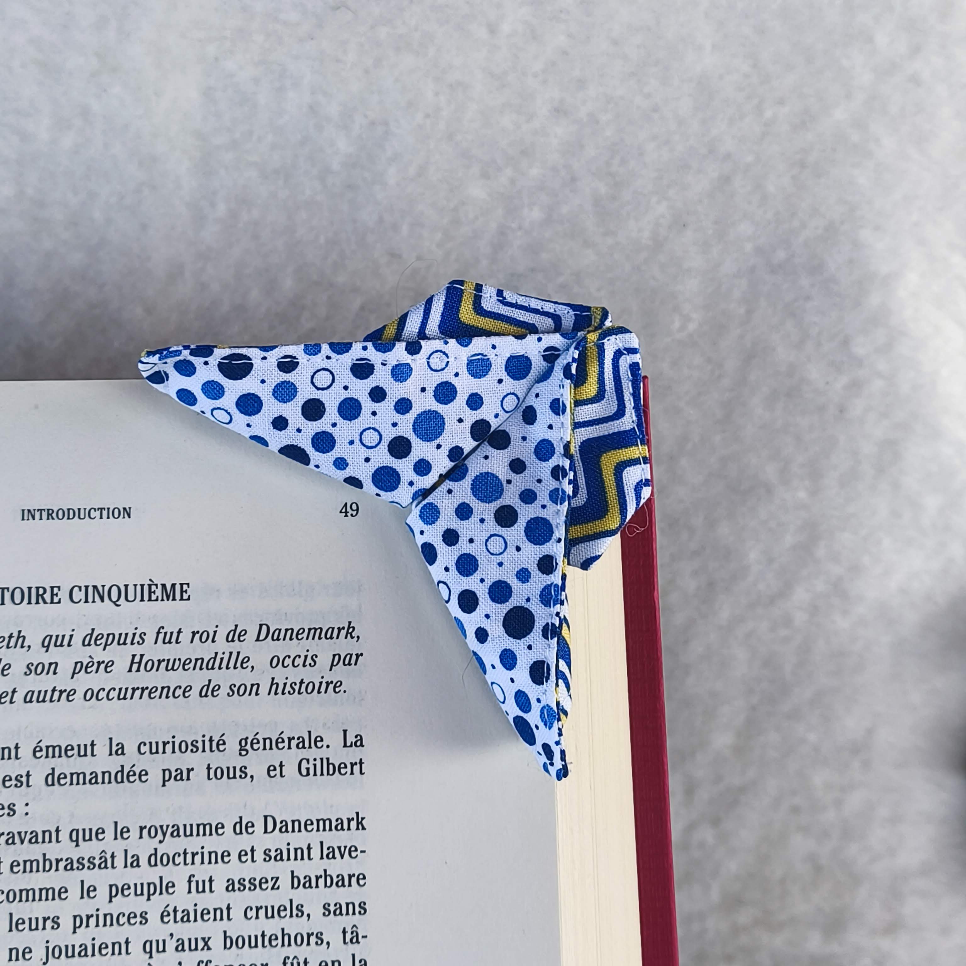 marque page origami papillon bleu motif points 1 avant