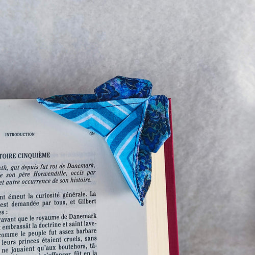 marque page origami papillon bleu avant