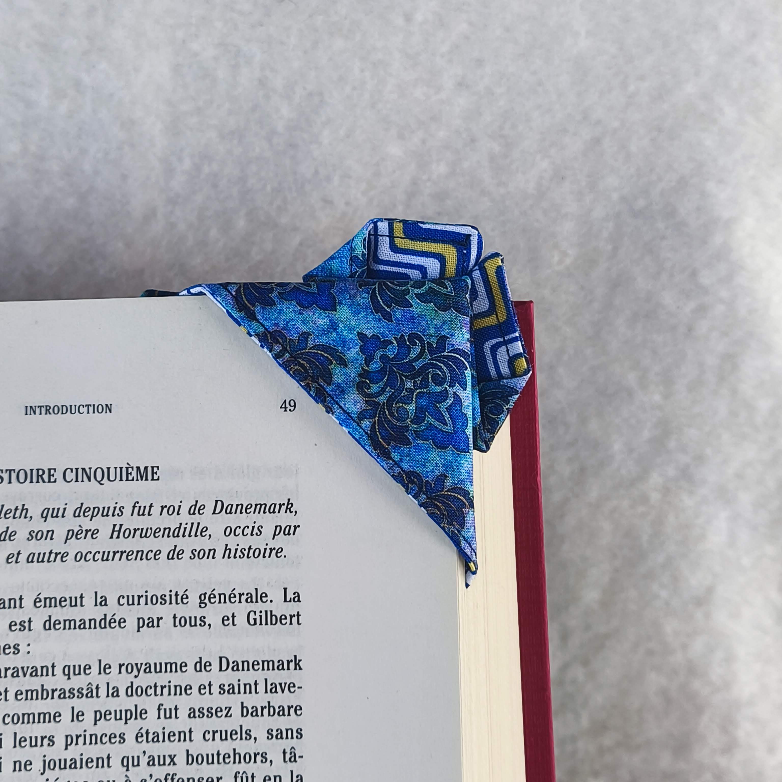 marque page origami papillon bleu geometrique 2 dos