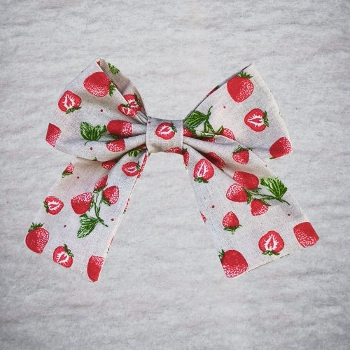 noeud cheveux beige motif fraises rouges coton ramene ta fraise vue avant