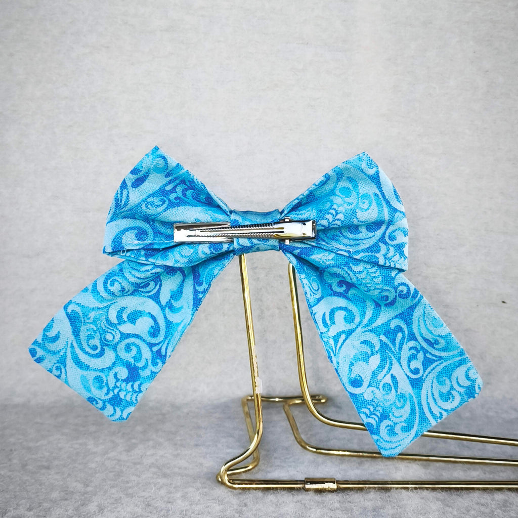 noeud cheveux bleu vagues ocean batik grands pans ocean waves vue dos avec support