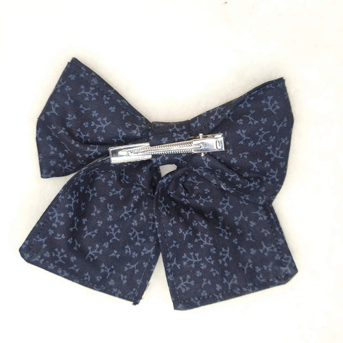 noeud cheveux pince crocodile noir floral faux uni dark bow piece unique vue dos