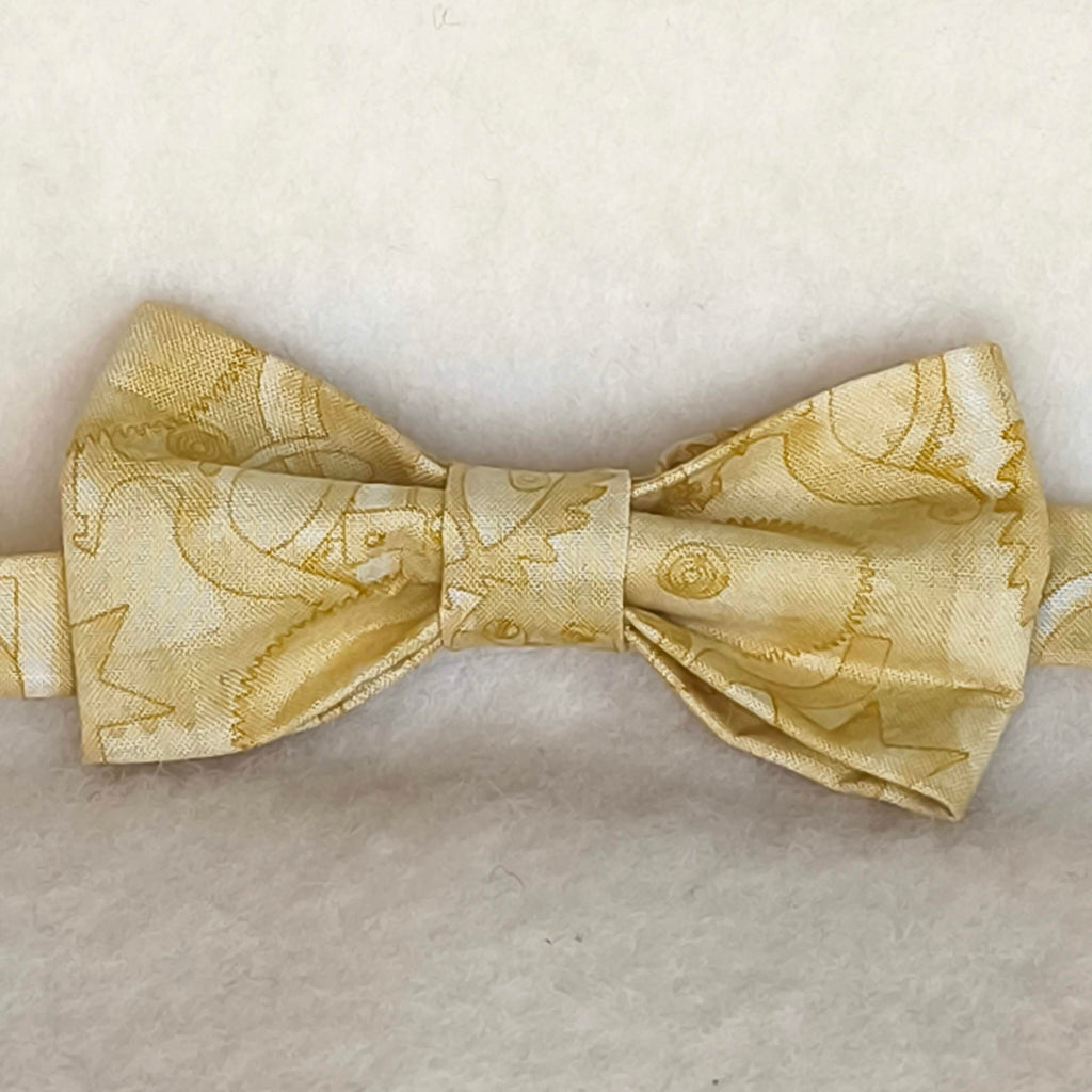 noeud papillon beige motifs engrenages timey wimey vue générale