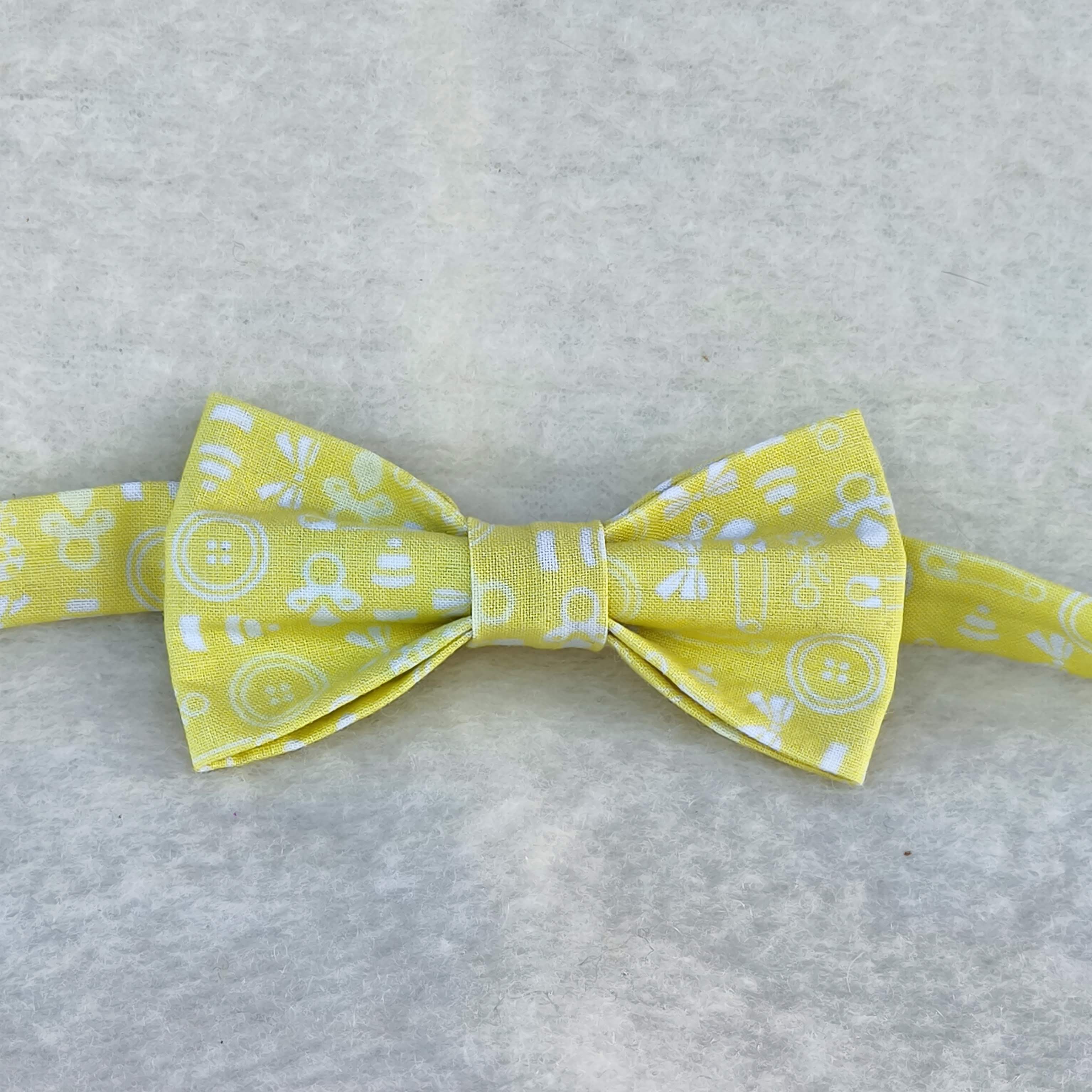 noeud papillon jaune motif bebe naissance rayon bebe artisanal vue générale