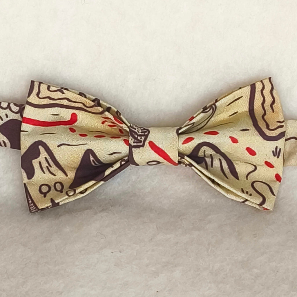 noeud papillon motif carte tresor fantasy beige piece unique vue générale