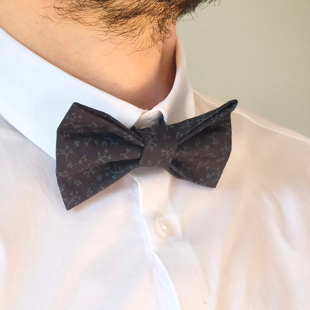 noeud papillon noir floral coton dark bow piece unique porté profil