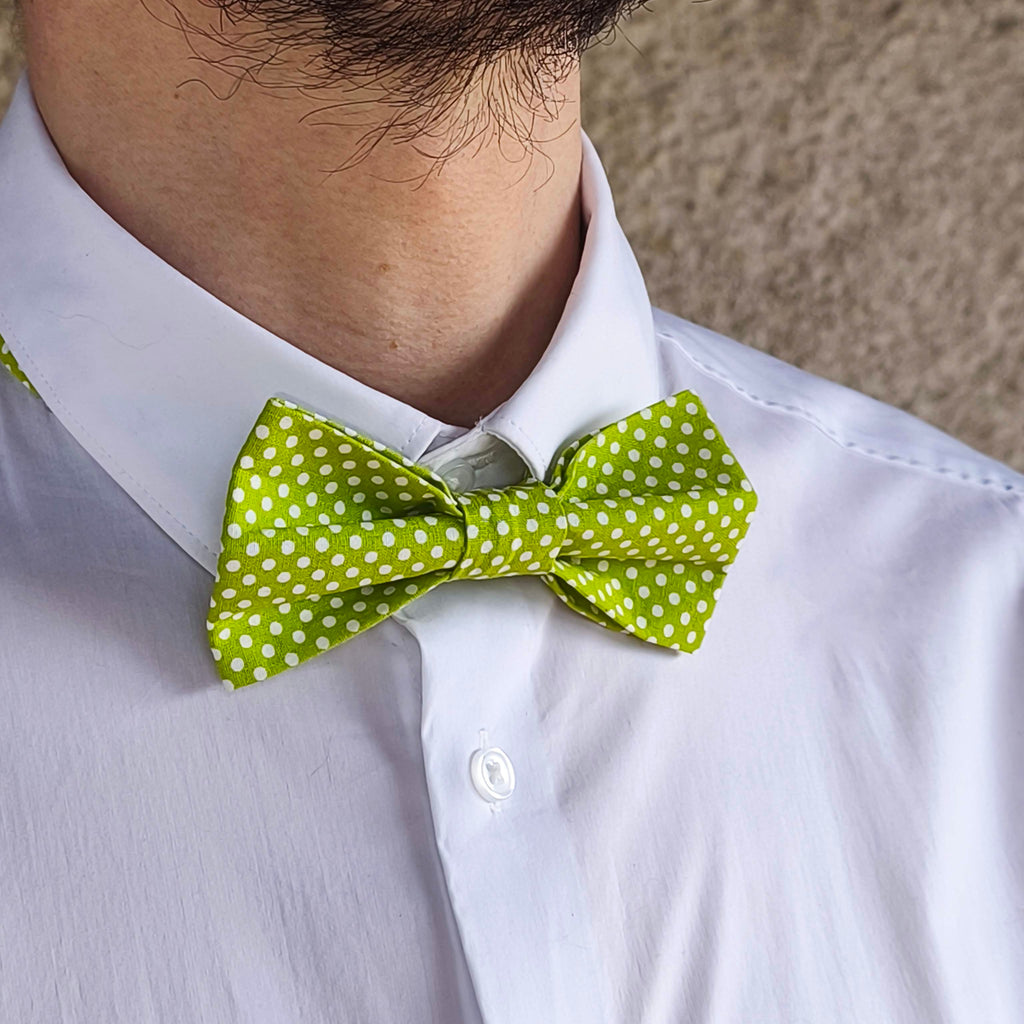 noeud papillon vert pomme a pois blancs pomme pop artisanal porté profil